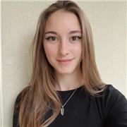 Étudiante de 19 ans propose aide au devoirs et soutien scolaire